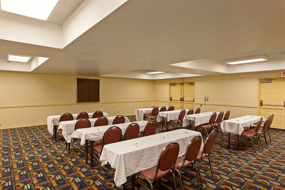 La Quinta By Wyndham Orange County Airport Hotel Santa Ana Bagian luar foto