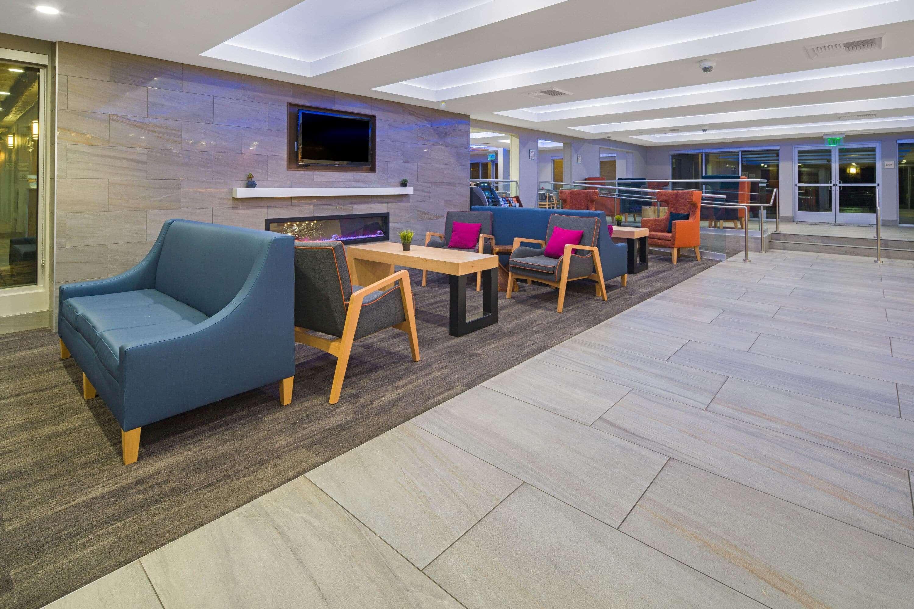 La Quinta By Wyndham Orange County Airport Hotel Santa Ana Bagian luar foto
