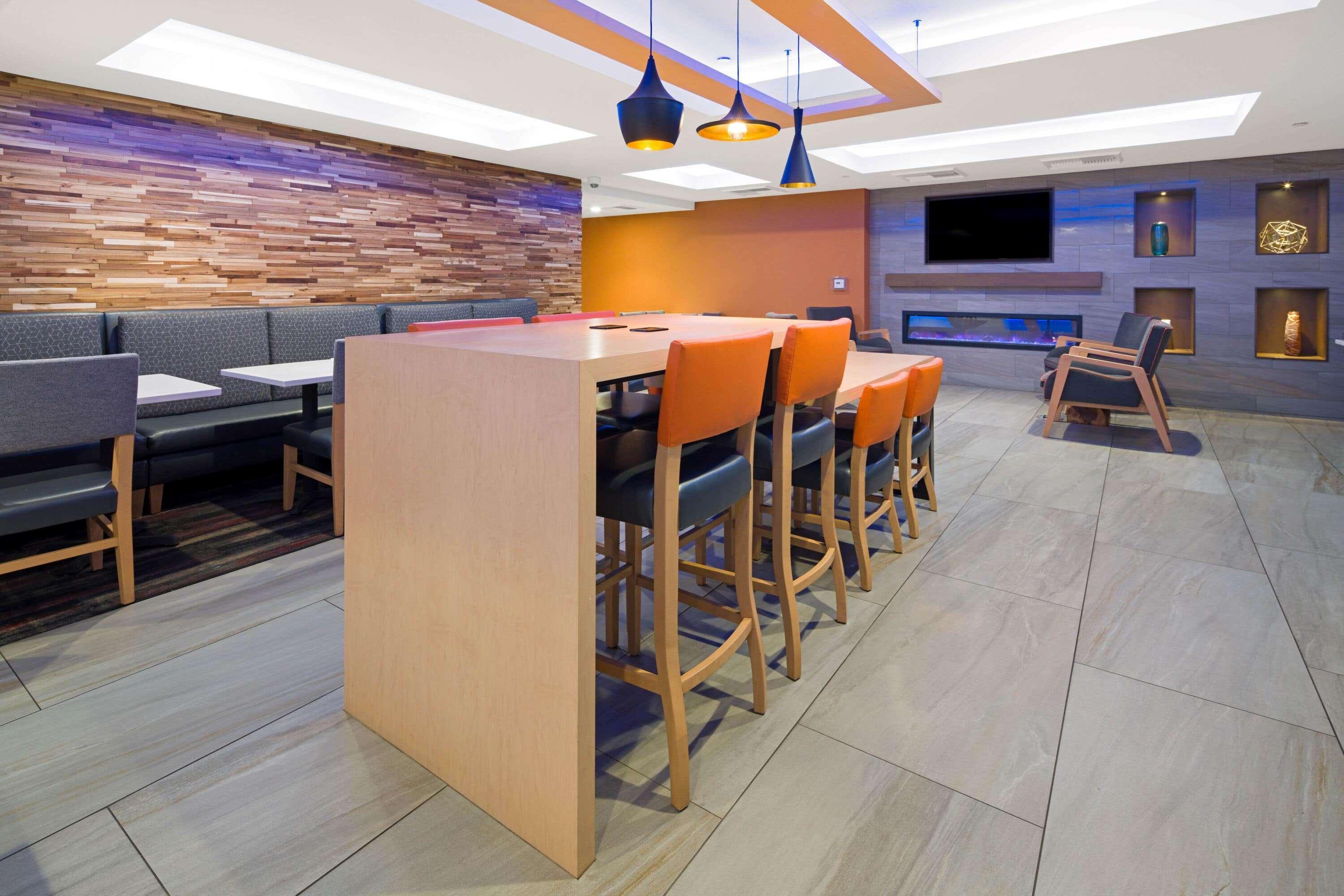 La Quinta By Wyndham Orange County Airport Hotel Santa Ana Bagian luar foto