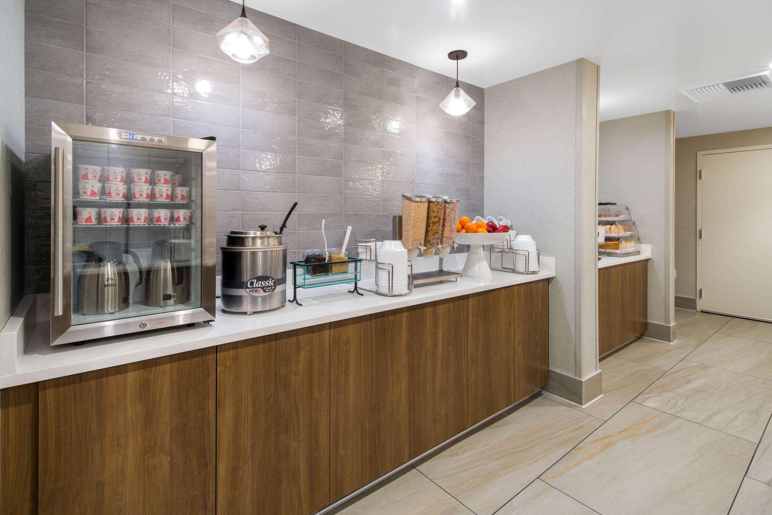 La Quinta By Wyndham Orange County Airport Hotel Santa Ana Bagian luar foto