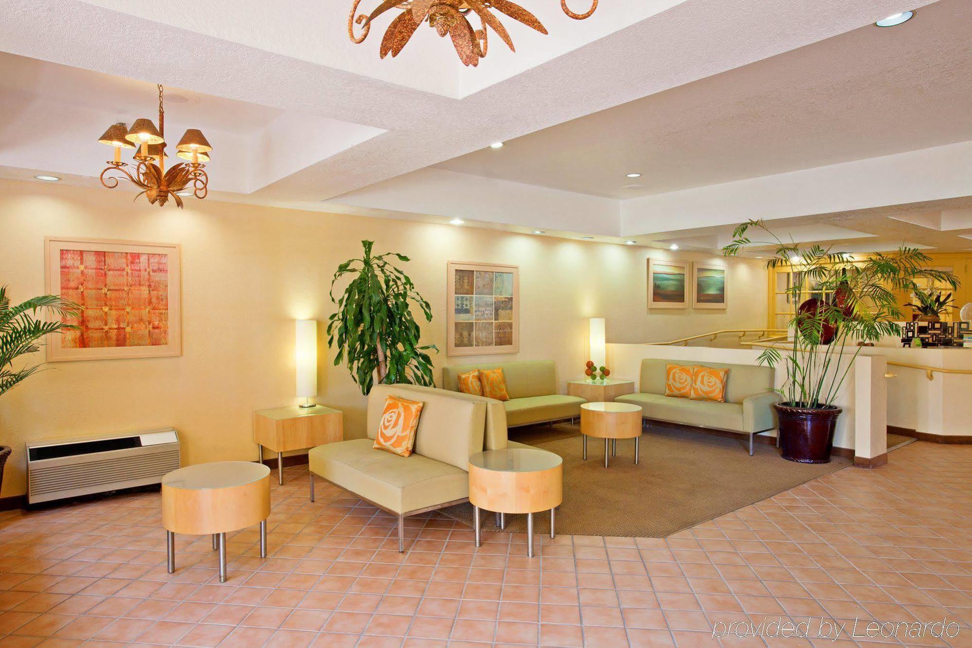 La Quinta By Wyndham Orange County Airport Hotel Santa Ana Bagian luar foto